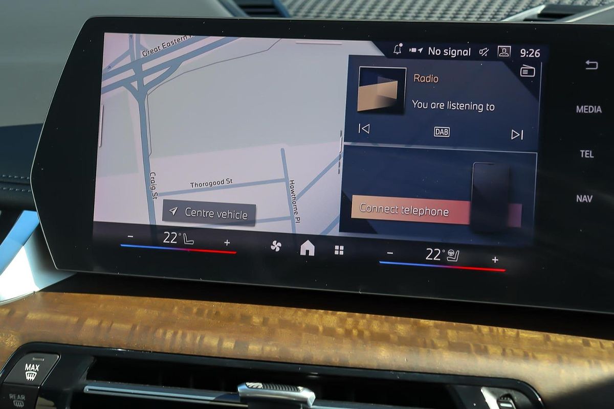 2024 BMW iX1 eDrive20 xLine U11