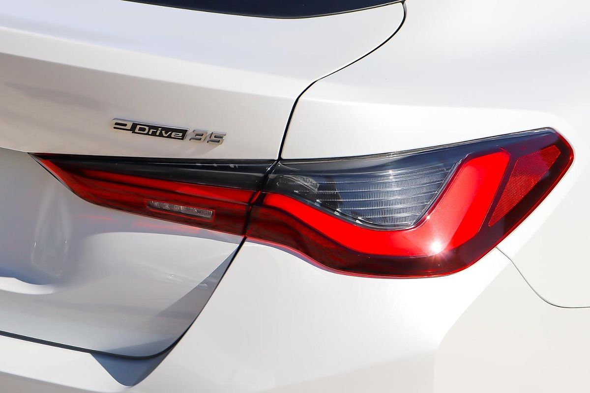 2024 BMW i4 eDrive35 G26