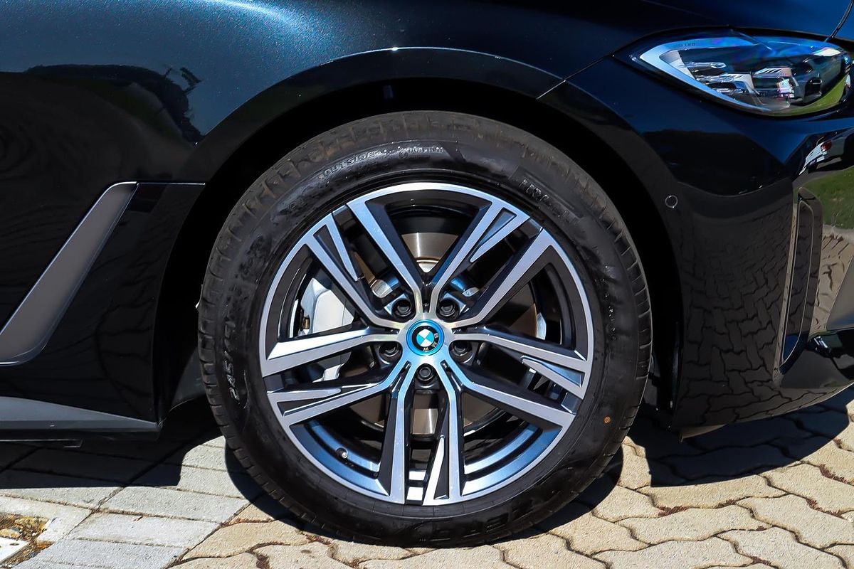 2024 BMW i4 eDrive35 G26