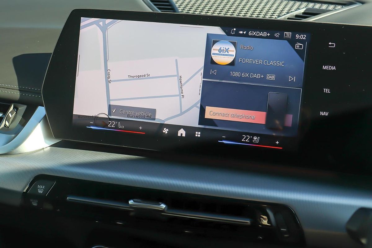 2024 BMW iX1 eDrive20 xLine U11
