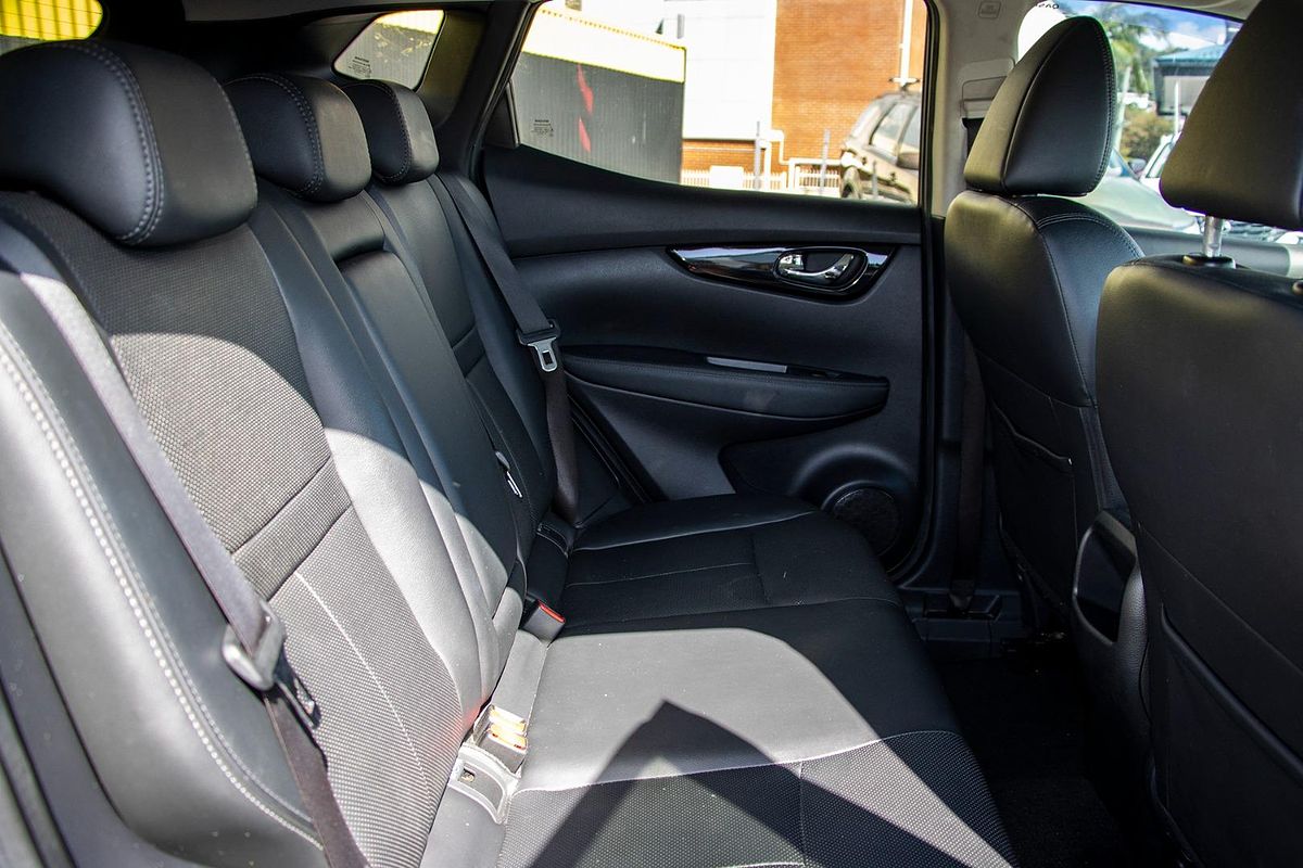 2017 Nissan QASHQAI Ti J11