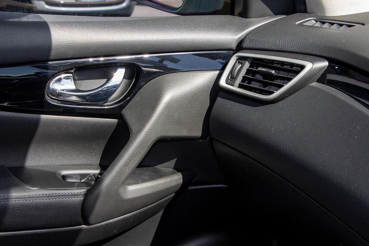 2017 Nissan QASHQAI Ti J11