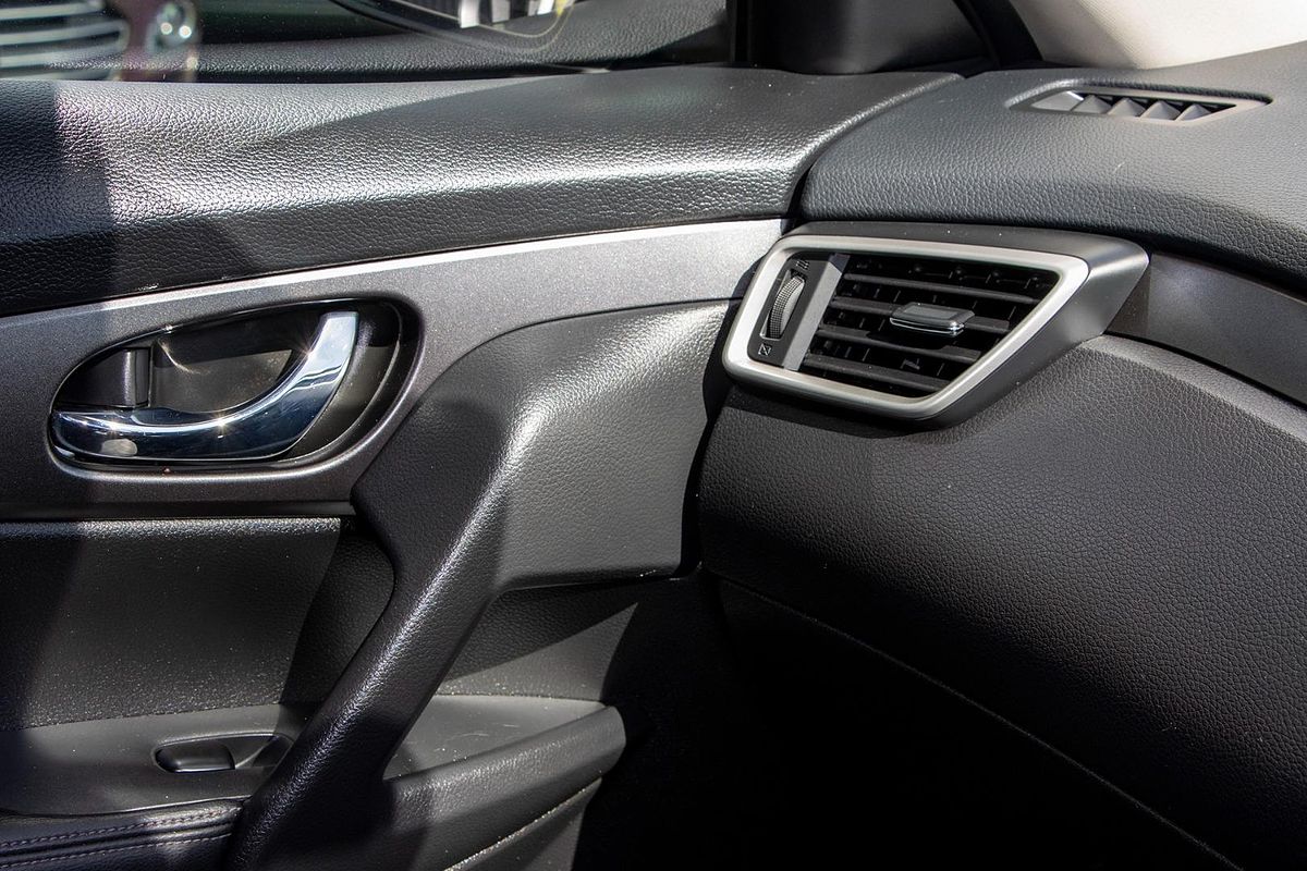 2016 Nissan X-TRAIL ST T32