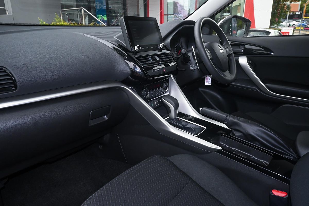 2024 Mitsubishi Eclipse Cross ES YB