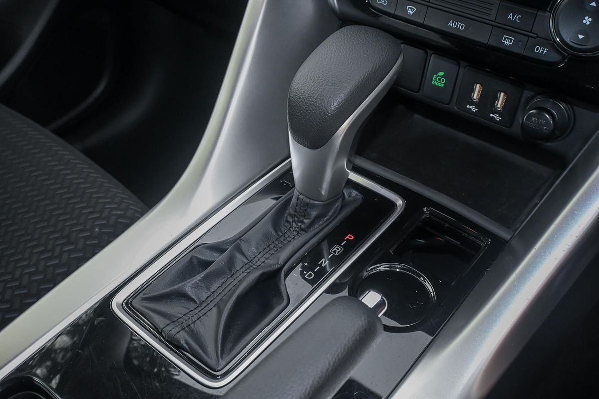 2024 Mitsubishi Eclipse Cross ES YB