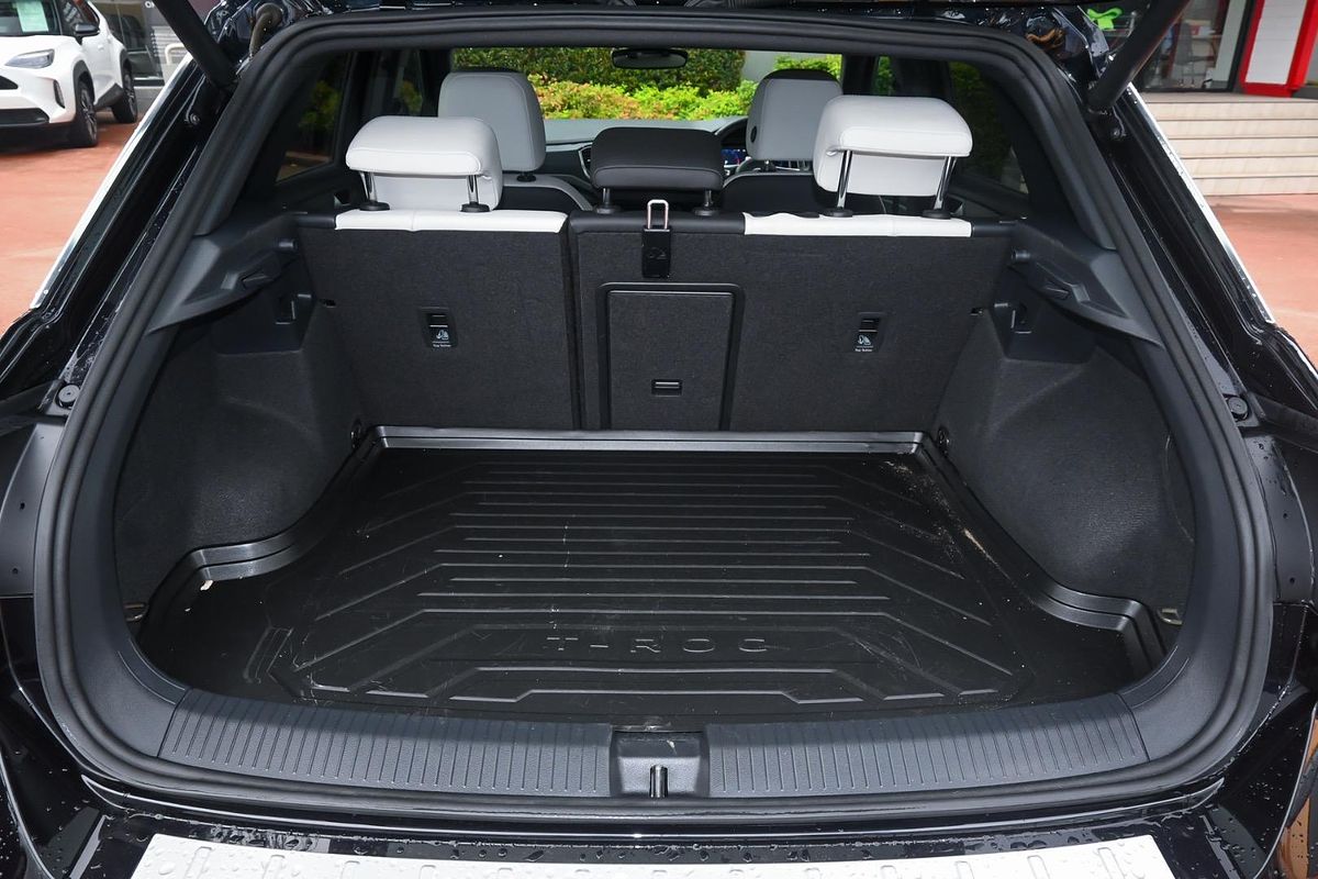 2020 Volkswagen T-Roc 140TSI Sport A11