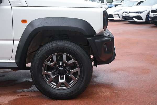 2022 Suzuki Jimny GLX GJ