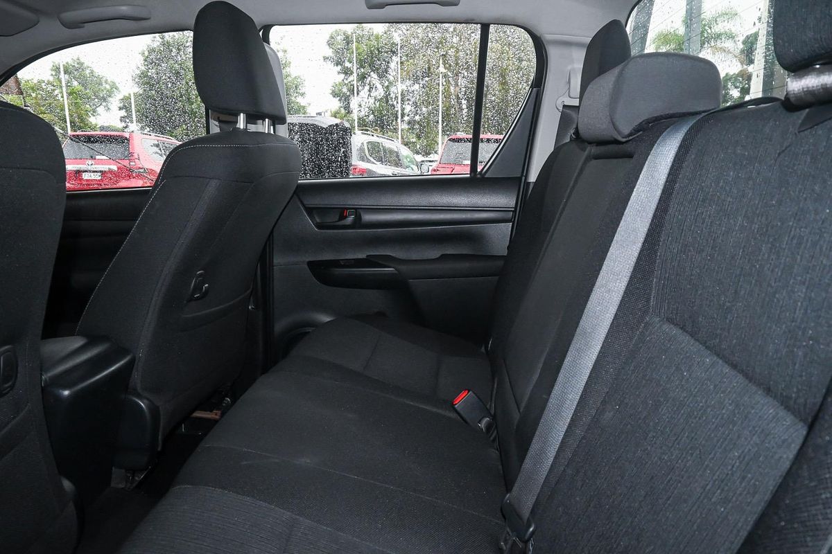 2021 Toyota Hilux SR GUN126R 4X4