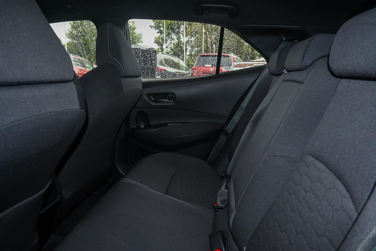 2022 Toyota Corolla Ascent Sport Hybrid ZWE211R