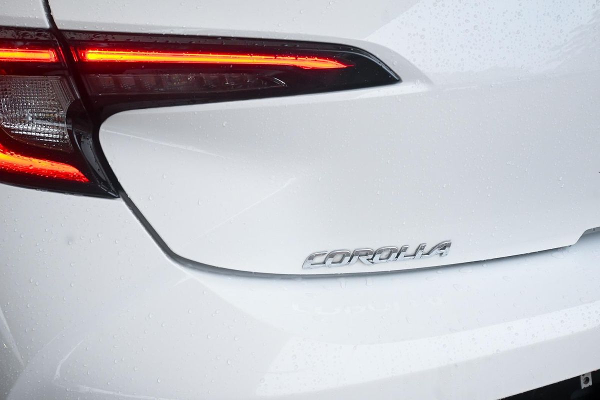 2022 Toyota Corolla Ascent Sport Hybrid ZWE211R
