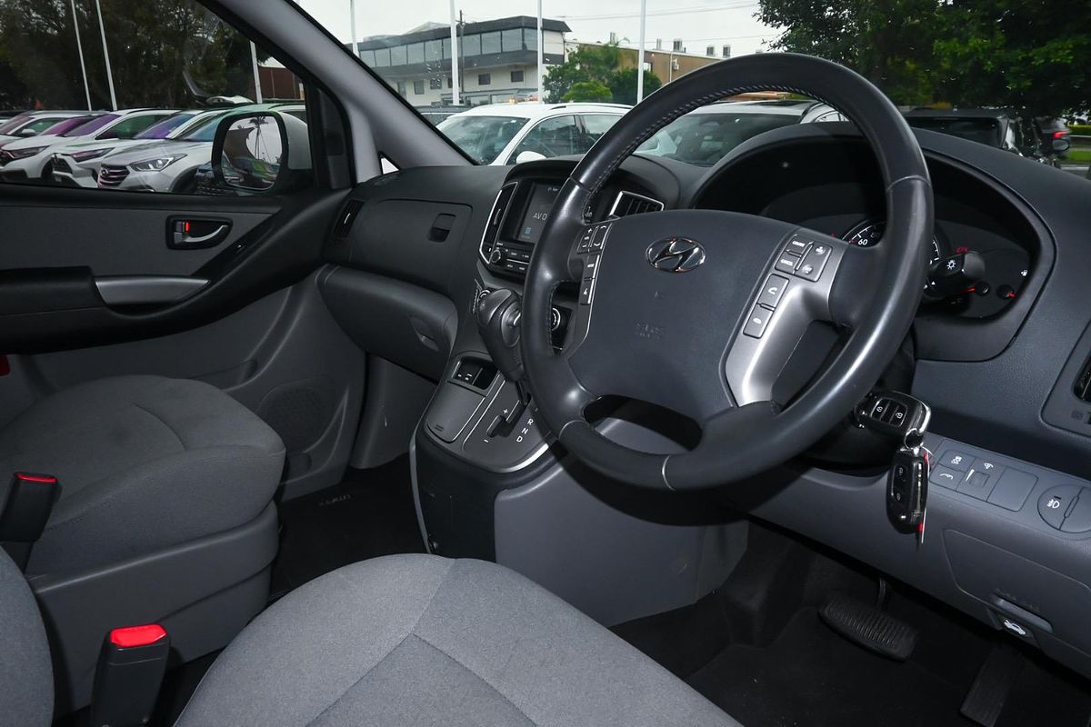 2019 Hyundai iMax Active TQ4