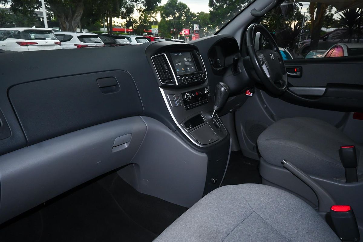 2019 Hyundai iMax Active TQ4