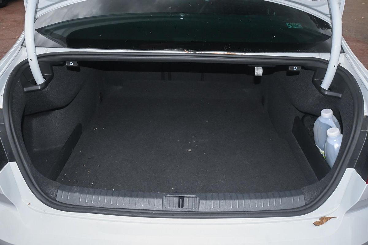 2022 Volkswagen Passat 162TSI Elegance B8