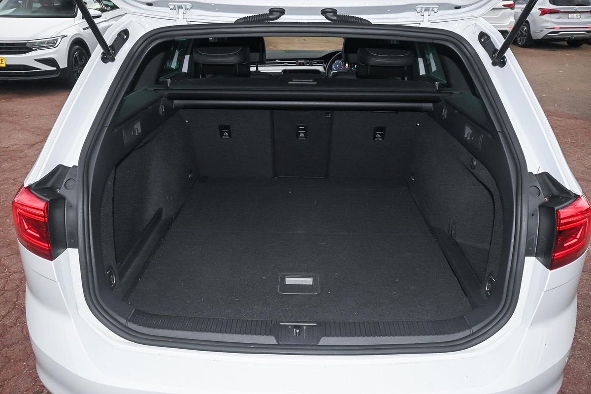 2023 Volkswagen Passat 162TSI Elegance B8