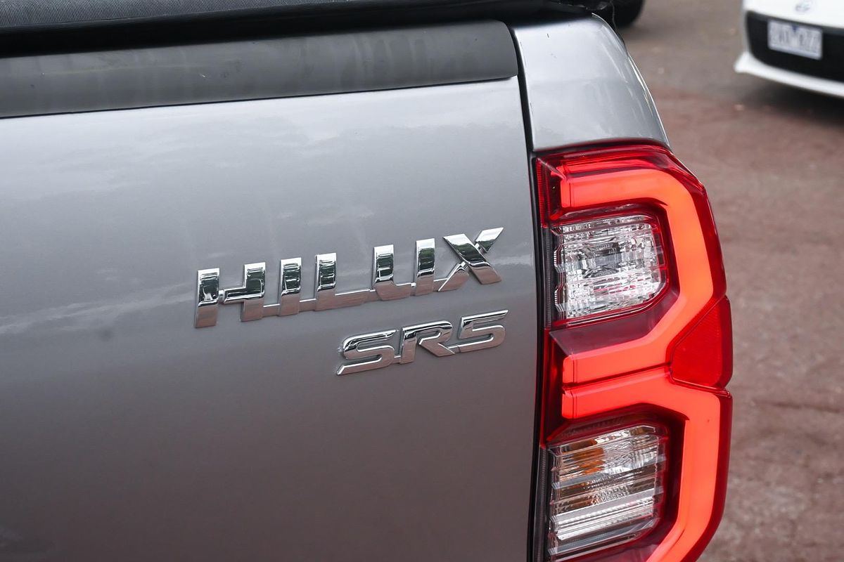 2021 Toyota Hilux SR5 GUN126R 4X4