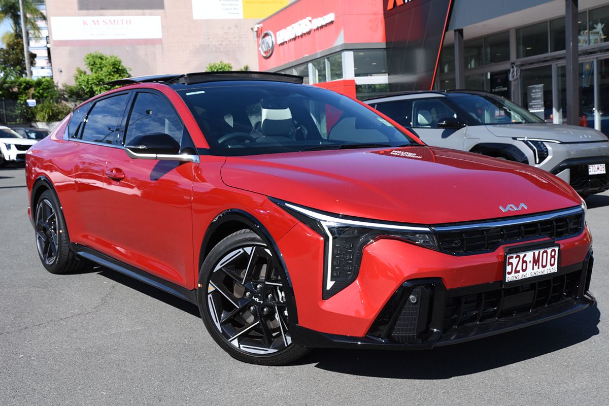 2024 Kia K4 GT-Line CL4m