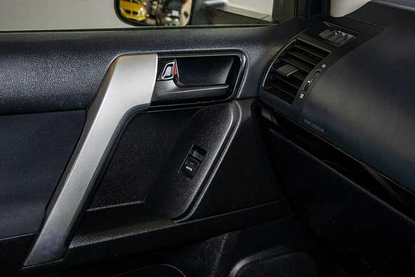 2016 Toyota Landcruiser Prado GX GDJ150R