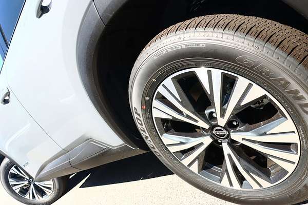 2025 Nissan X-TRAIL ST-L e-POWER T33