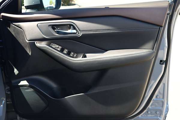 2025 Nissan X-TRAIL ST-L e-POWER T33
