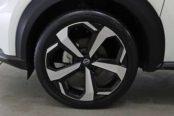 2023 Nissan JUKE ST-L F16