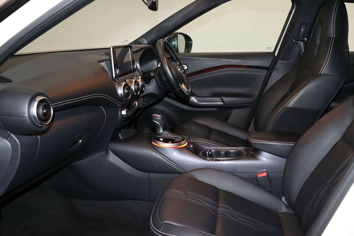 2023 Nissan JUKE ST-L F16