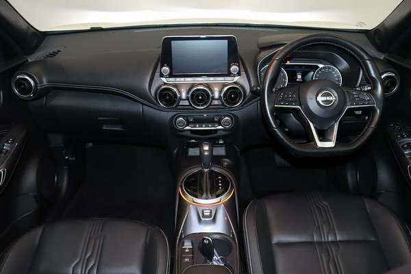 2023 Nissan JUKE ST-L F16