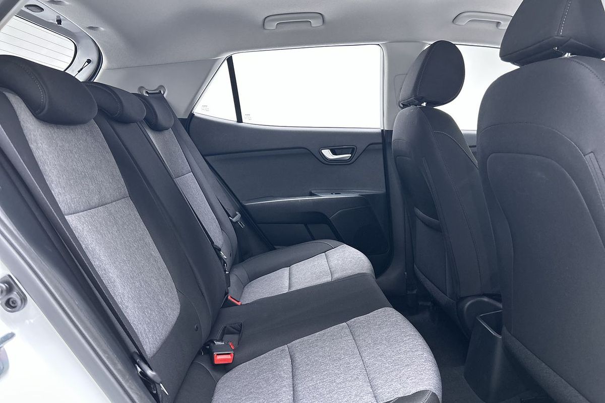 2024 Kia Stonic S YB