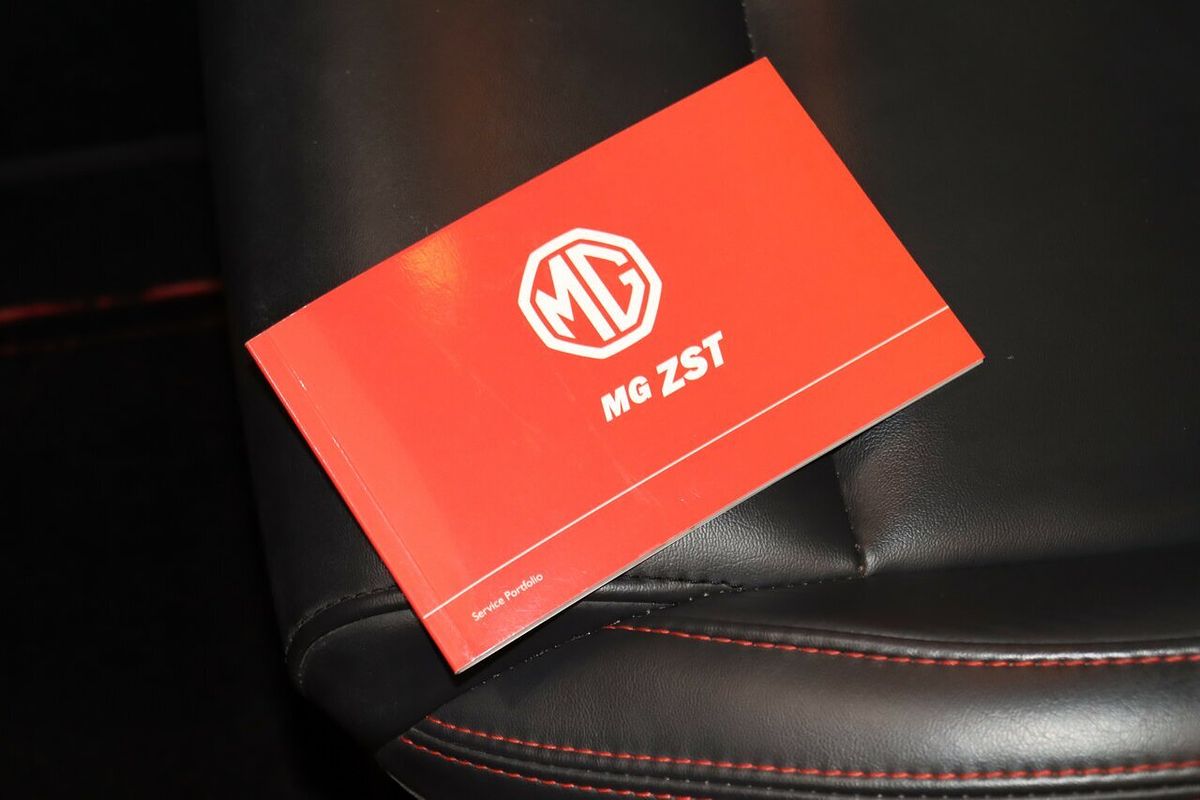 2022 MG ZST Essence
