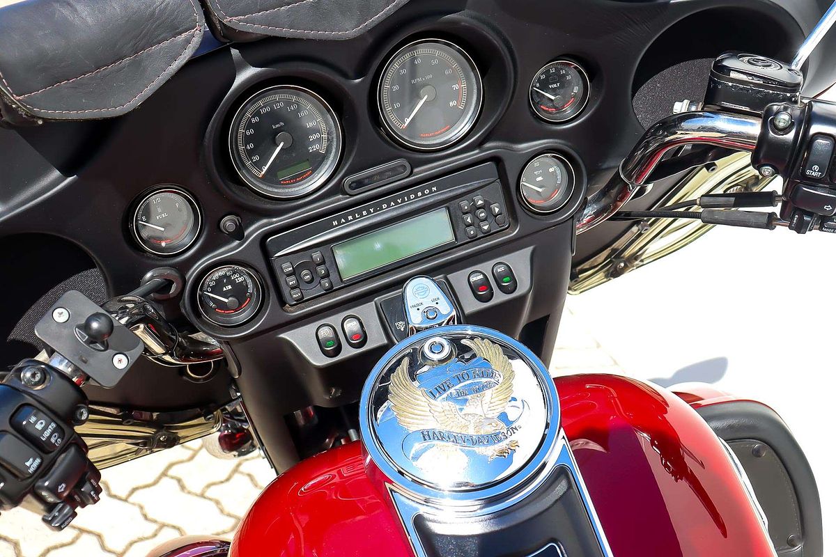2006 Harley-Davidson FLH