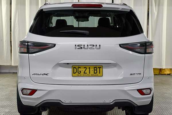 2023 Isuzu MU-X LS-T