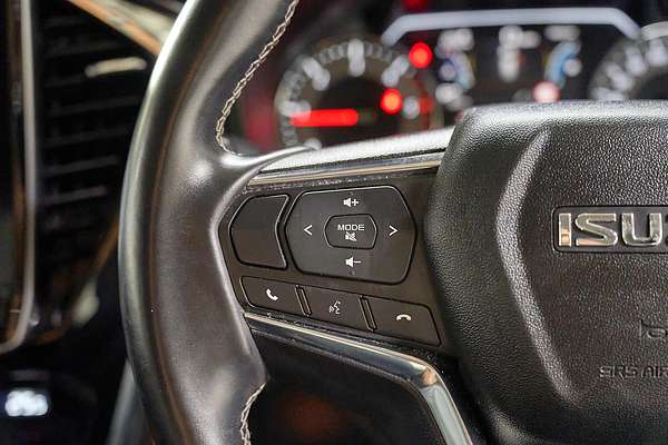 2023 Isuzu MU-X LS-T