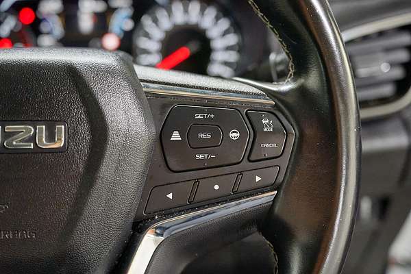 2023 Isuzu MU-X LS-T