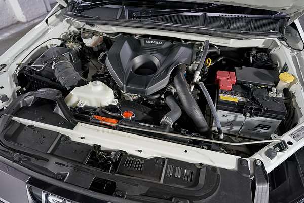 2023 Isuzu MU-X LS-T