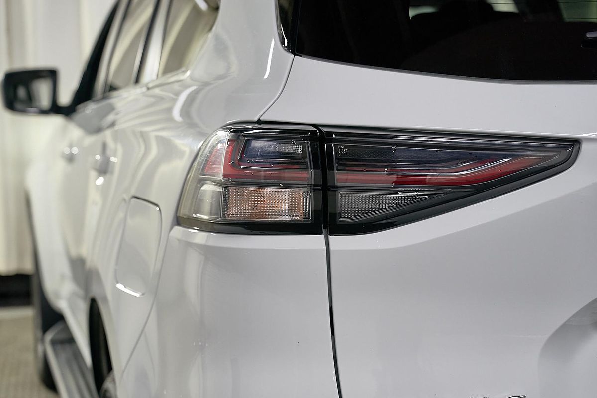 2023 Isuzu MU-X LS-T