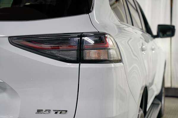 2023 Isuzu MU-X LS-T