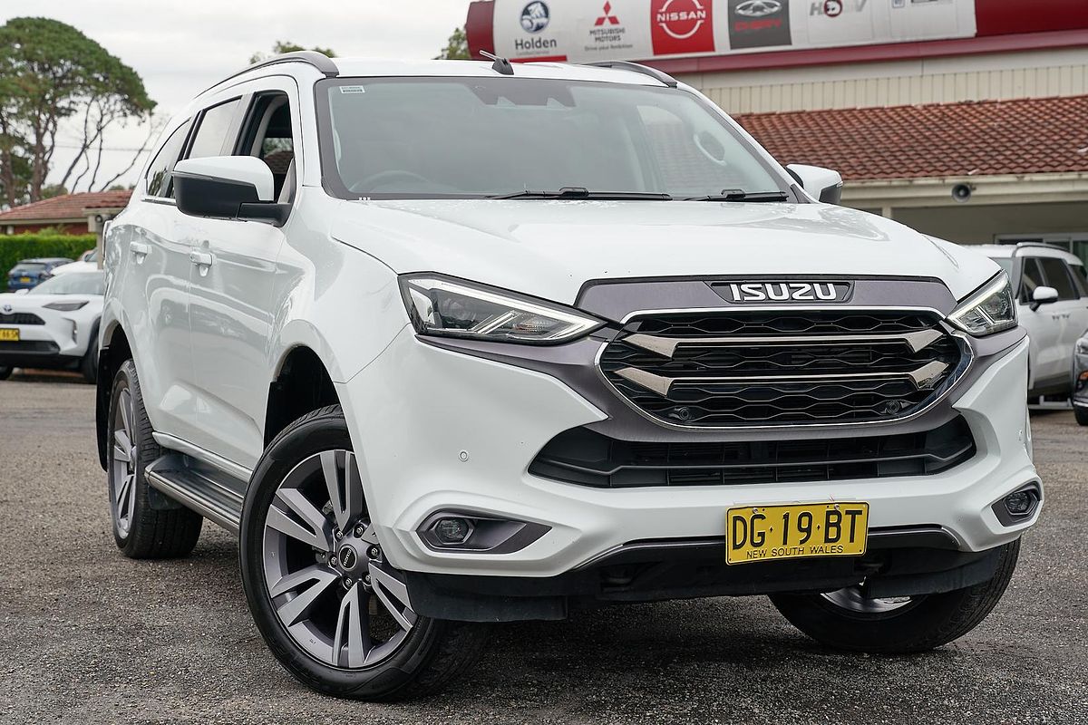 2023 Isuzu MU-X LS-T