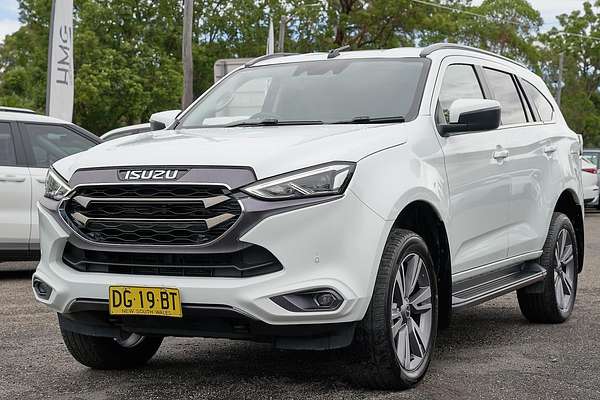 2023 Isuzu MU-X LS-T