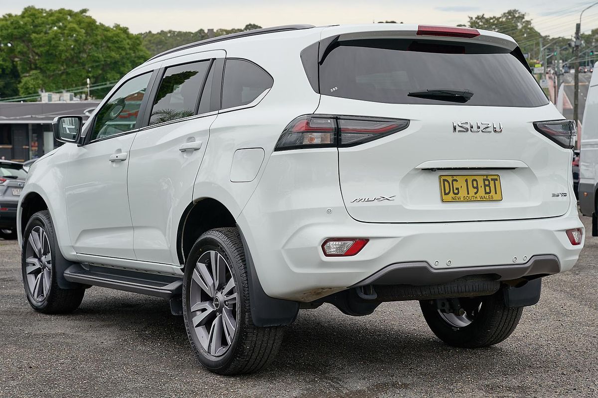 2023 Isuzu MU-X LS-T