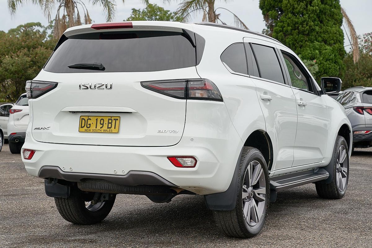 2023 Isuzu MU-X LS-T