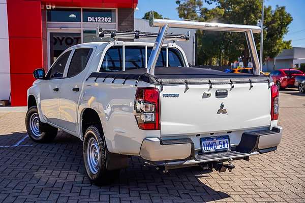2021 Mitsubishi Triton GLX MR 4X4