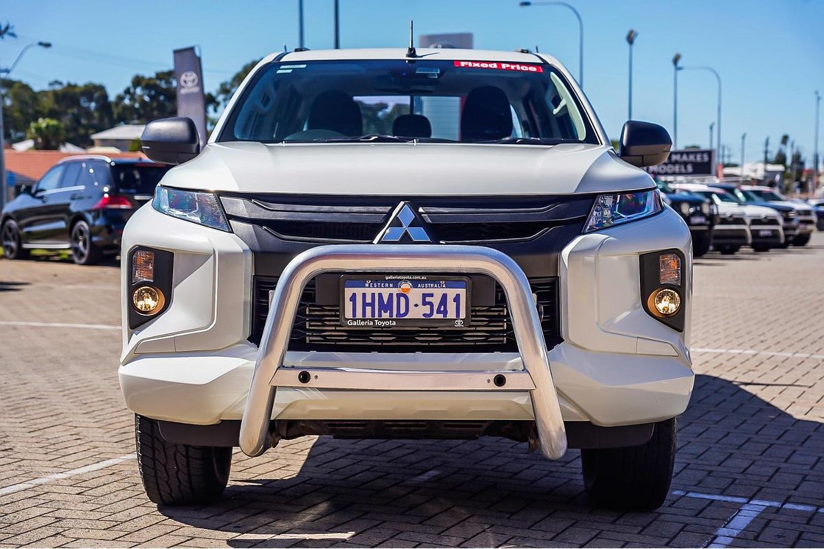 2021 Mitsubishi Triton GLX MR 4X4