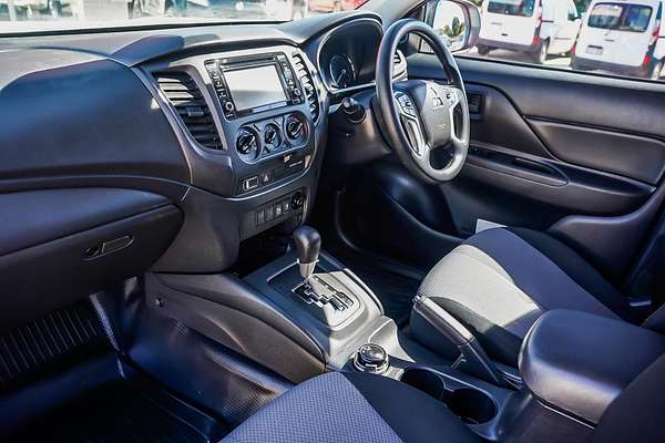 2021 Mitsubishi Triton GLX MR 4X4