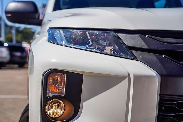 2021 Mitsubishi Triton GLX MR 4X4
