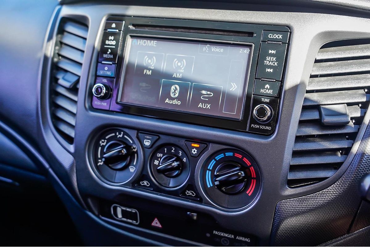 2021 Mitsubishi Triton GLX MR 4X4