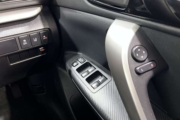2024 Mitsubishi Eclipse Cross ES YB