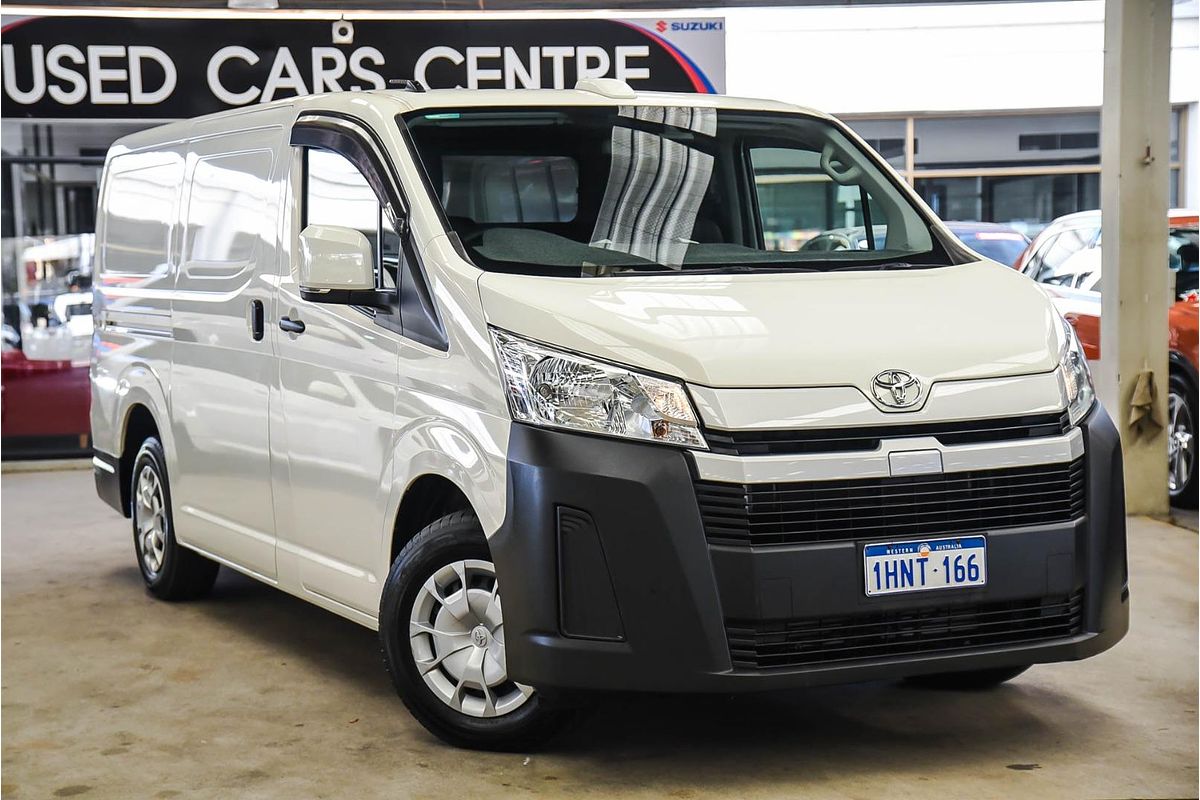 2022 Toyota Hiace GDH300R LWB