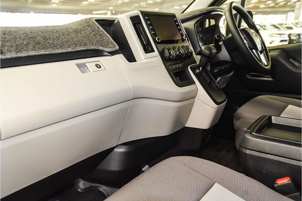 2022 Toyota Hiace GDH300R LWB
