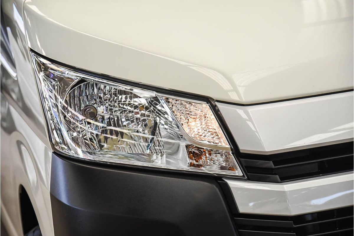 2022 Toyota Hiace GDH300R LWB