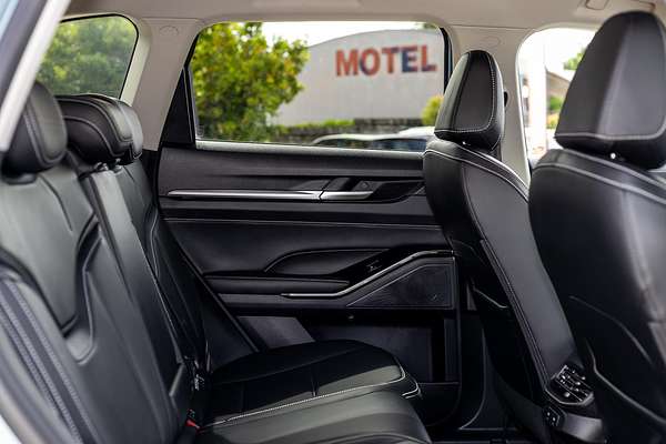 2023 GWM Haval H6 Lux Hybrid B01