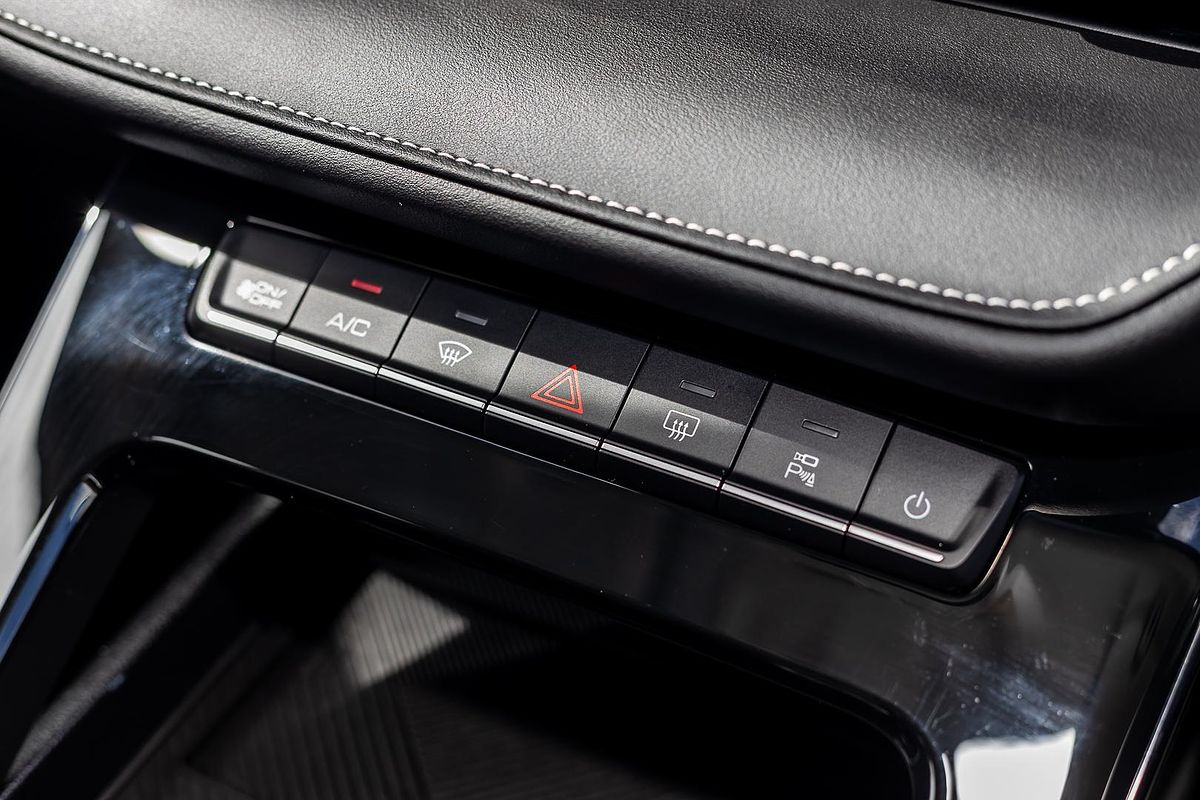 2023 GWM Haval H6 Lux Hybrid B01